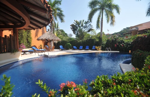 Playa Las Gatas Apartment | El Mango One Bedroom Apartment at Villas Los Arcos