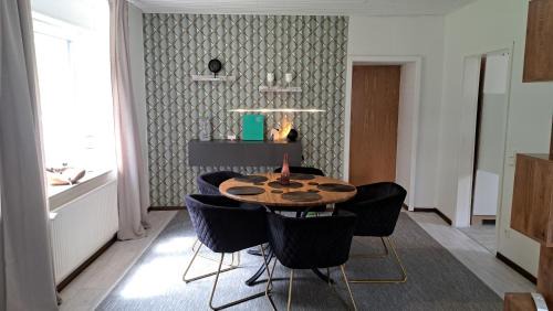 Kempenich Apartment | EL MIRADOR - Ferienwohnung Nähe Nürburgring - Eifel - Ahr - Rhein - RENOVIERT