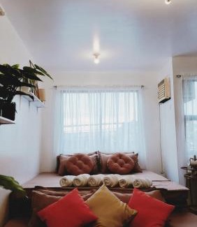 Balibago Apartment | El Nissi Staycation, FAMILY & CONTEMPORARY CABIN, Adjacent Rooms, Enchanted Kingdom