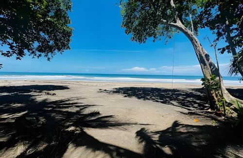 Manzanillo House | El Oasis-Beachfront paradise