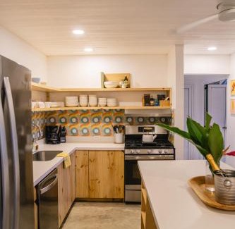 Manzanillo House | El Oasis-Beachfront paradise