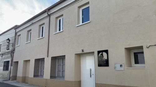 Valdefuentes Apartment | El Reloj De La Villa
