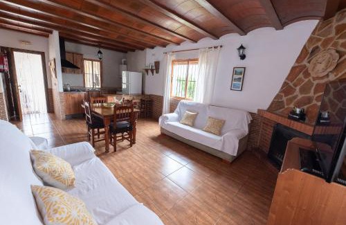 Yeste House | El Tejo Yeste y Mirador del Segura