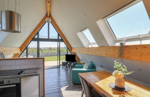 Llanyre Cottage | ELAN VALLEY WELSH - THE SHEEPFOLD, pet friendly in Llandrindod Wells