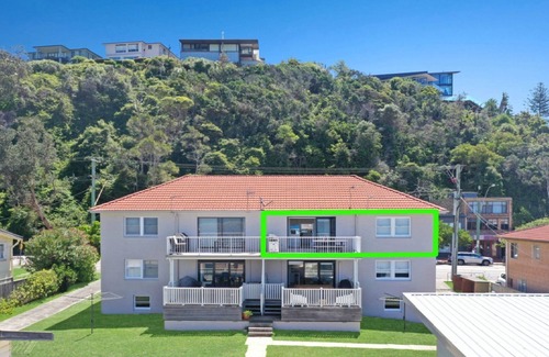 Avoca Beach Apartment | Elanora 3 - Beachfront Unit with Views!
