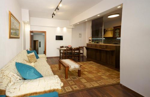 Elati House | Elati Suites & Apartments-Mihail