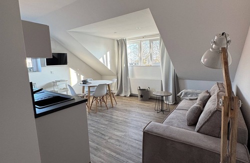 Allermohe Condo | Elbblick 1, right on the Dove Elbe, close to the city