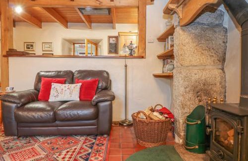 Penryn House | Eldamar Cottage