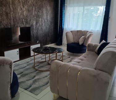 Kileleshwa Apartment | Elegance Holiday Inn