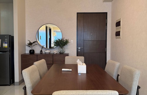 Bagumbayan Condo | Elegant 1BR, Panoramic Pool, Great View, Eastwood City near CBD Ortigas CBD - 24
