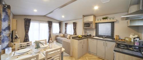 Great Houghton House | Elegant 2 Bed 1 and Half Bath Caravan in Holiday Resort Village