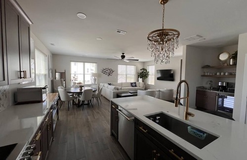 Bethany Beach House | Elegant 6-Bed Coastal Retreat w/Pool