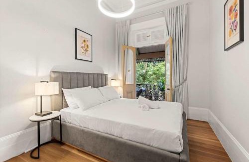 Millers Point Apartment | Elegant 6-Bed Home with Harbour Views