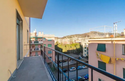 Albaro Apartment | Elegant and bright apartment steps from Boccadasse on the sea in Genova.