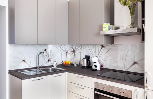 Dergano Apartment | Elegant apartment for 5, DUOMO in 10" by subway M3