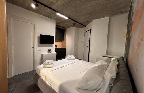 Gavardo House | elegant Bike&Moto Haven