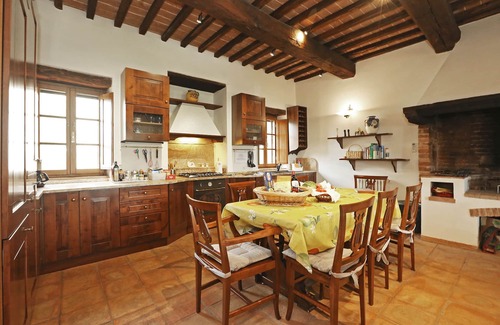 Bucine Villa | Elegant Chianti Classico Villa with Stunning Views + Starlink