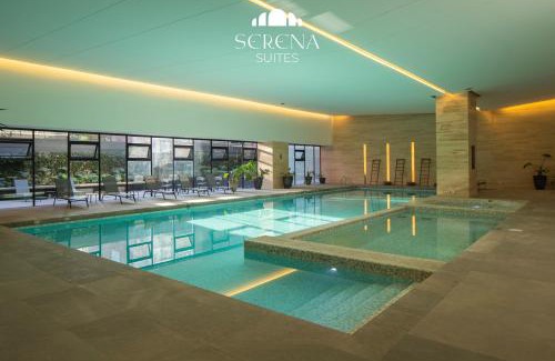 Ampliacion Granada Apartment | Elegant Condo with Air Conditioning and High End Amenities