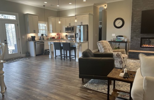 Reidsville House | Elegant Countryside Modern Farmhouse