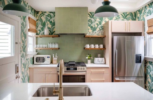 Cannonborough Elliotborough House | Elegant Downtown Charleston - 2 Bedroom/2 Bath