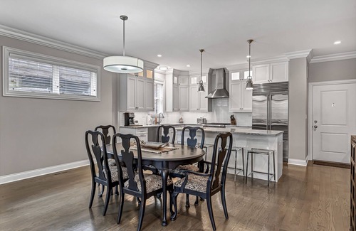 Wrigleyville Condo | Elegant Duplex with Chef's Kitchen Near Wrigley Field by AllSet Turnover