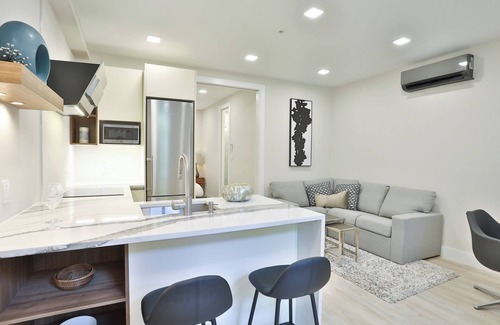 Adams Morgan Condo | Elegant European living in heart of Adams Morgan