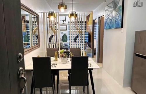 Puerto Princesa City Centre Apartment | Elegant Family Getaway 2BR Apartment in Puerto Princesa with Balcony - B2 5Moonstone