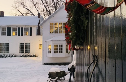 Ipswich House | Elegant farmhouse in Ipswich near Crane Beach and Estate