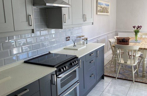 Formby House | Elegant Formby House Nr To Beach, Golf Courses, Pinewoods, Liverpool & Southport