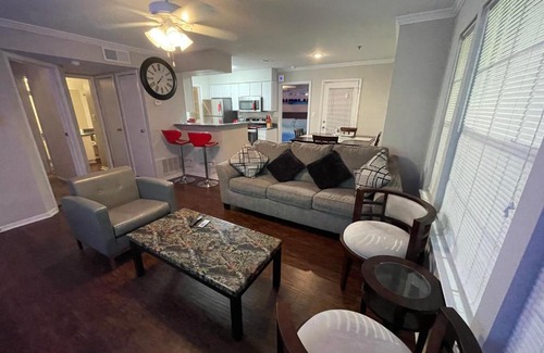North Druid Hills Apartment | Elegant Luxurious 2 BD SUITE