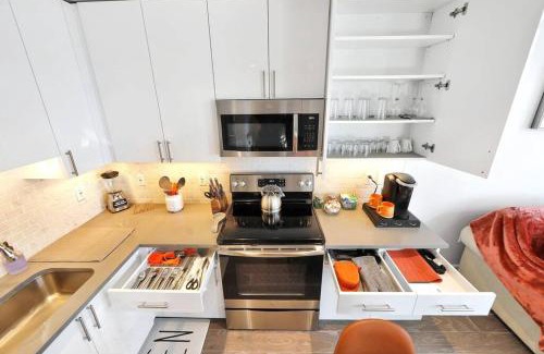 Hackensack Apartment | Elegant Main Street Living* Near NYC
