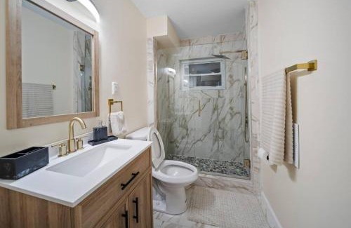 Shelby Township House | Elegant Oasis 4 Bedroom Home Away from Home