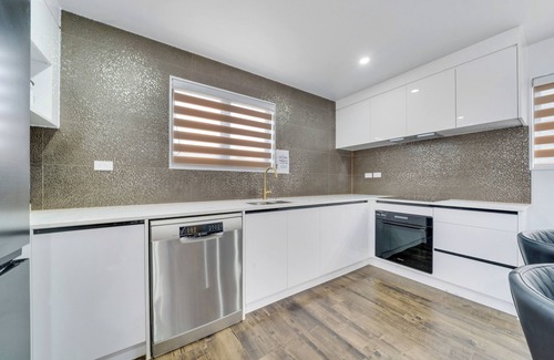 Papatoetoe House | Elegant & Peaceful in Auckland Vicinity