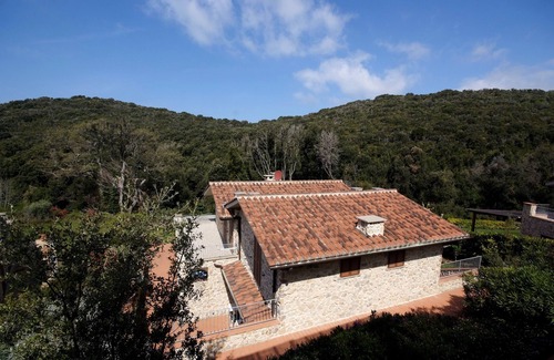 Punta Ala Villa | Elegant semi-detached villa in the greenery of Punta Ala