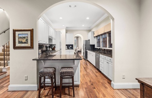 Fort Worth Cultural District House | Elegant townhome in the heart of Fort Worth's Cultural District