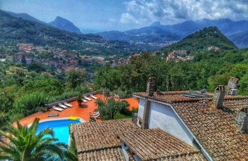 Cava de' Tirreni House | Elegant villa at the gates of the divine Amalfi coast with exlusive pool