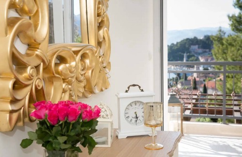 Cavtat Villa | Elegant villa La Perla ,private heated pool,short walking distance to sea¢er