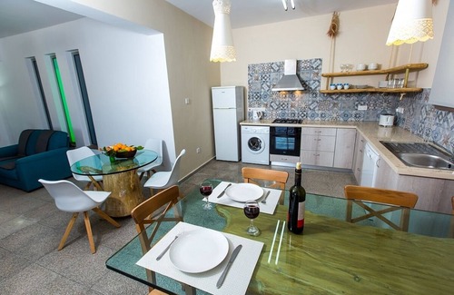 Argaka Villa | Elegant Villa, Private Pool, Sauna, Views to Mediterranean Coast & Countryside (Disabled Friendly)