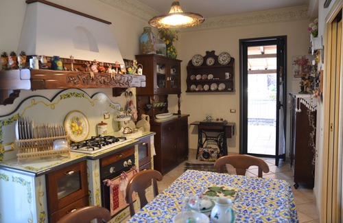 Mascalucia Villa | Elegant Villa with swimming pool.
