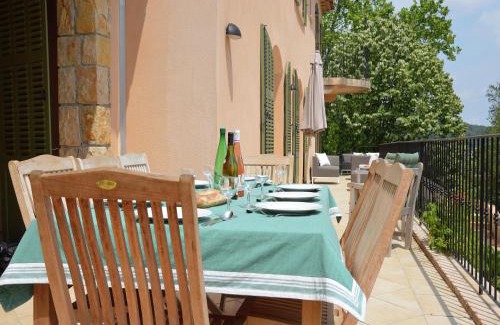Cabris Villa | Elegant Villa with Pool, Cabris