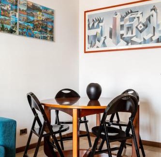 Cascina dei Pomi Apartment | Elegante Alloggio in centrale fino a 6 persone