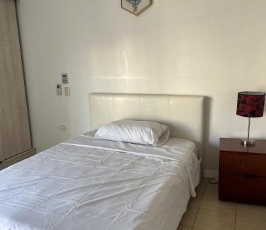 La Aurora Villa | Elegante casa en Guayaquil con seguridad privada