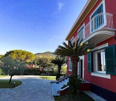 San Lorenzo della Costa Villa | Elegante Villa Giardino + Posteggio privato