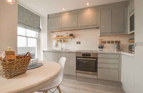 Aberystwyth Apartment | Elenydd Apartment - One Bedroom Apartment, Sleeps 2