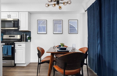 South Lamar House | Elevated Living Steps from Zilker & South Congress