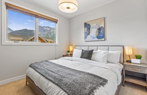 Canmore Apartment | Elevated Mountain Living 2BD Spring Creek Unit