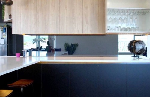Massey House | Elevated Western Views