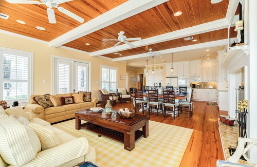 Pirates Beach House | Elevator, Deck-Level Hot Tub, Game Room, Pet Friendly, Easy Walk to Beach