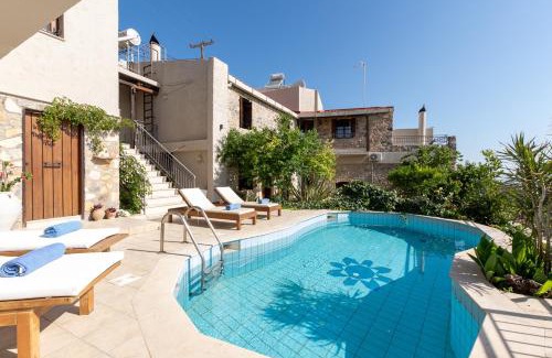Elaia Villa | Elia Woodstone Houses
