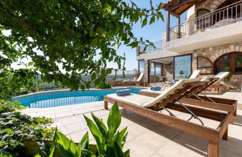 Elaia Villa | Elia Woodstone Houses